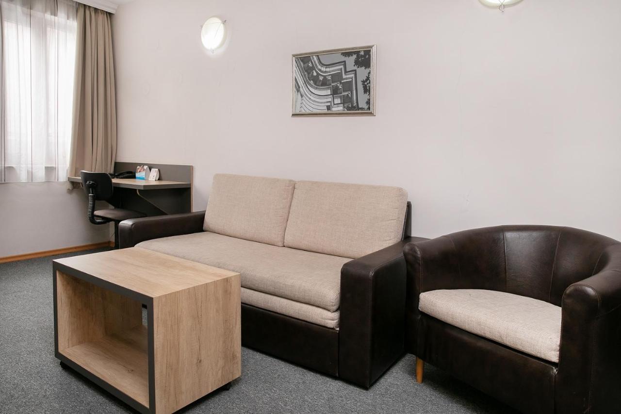 סופיה Hotel Niky מראה חיצוני תמונה